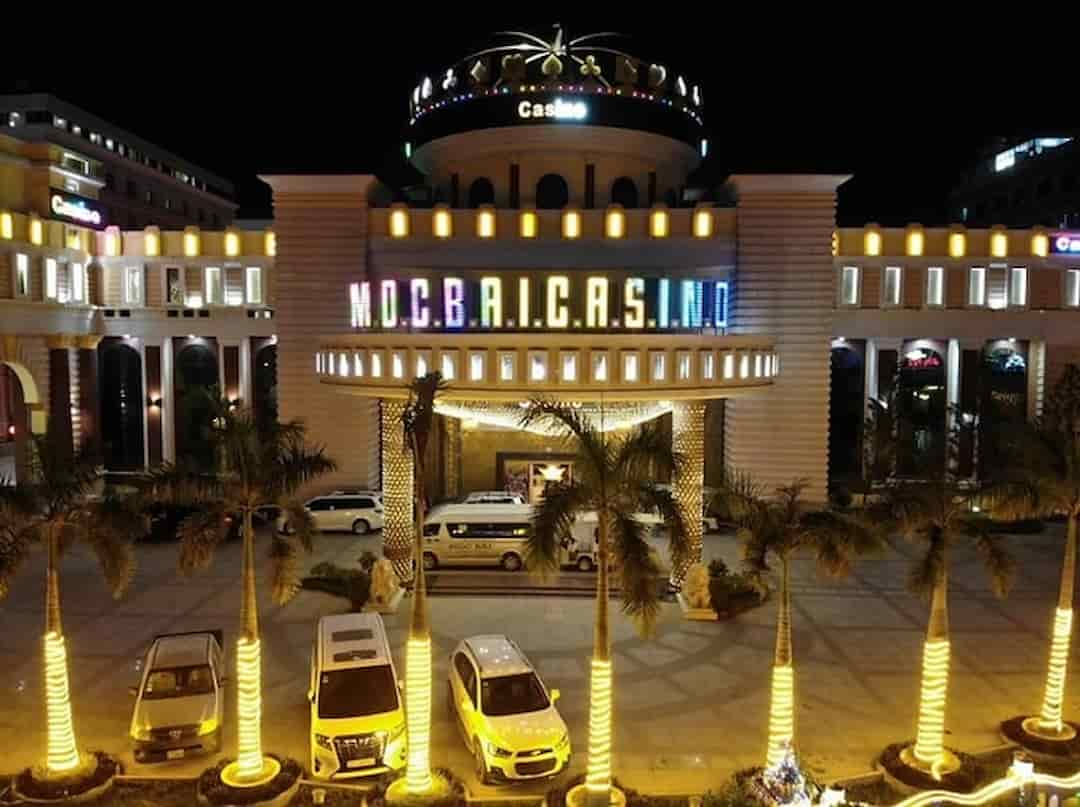 Moc Bai Casino Hotel luôn chào đón du khách đến ghé thăm